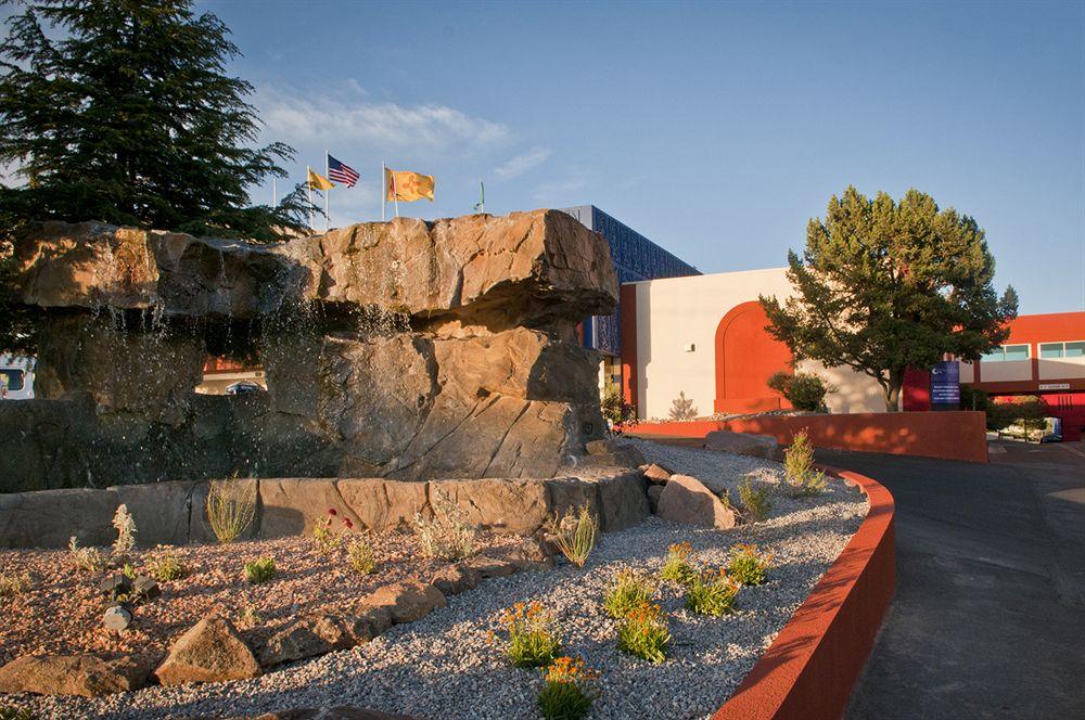 Wyndham Albuquerque Hotel & Conference Center Экстерьер фото