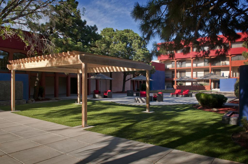 Wyndham Albuquerque Hotel & Conference Center Экстерьер фото